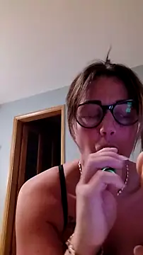 Sophrob96x online show from March 31, 9:15 pm