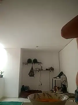 Snapshot of Jorme23 chatting on September 11, 2:28 pm Jorme23 online show from September 11, 2:28 pm