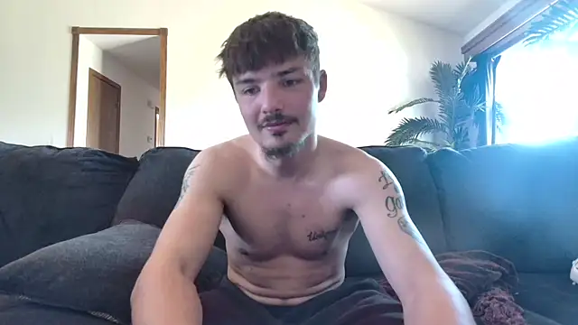 Snapshot of derekmontana2 chatting on April 29, 5:41 pm derekmontana2 online show from April 29, 5:41 pm