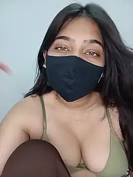 Snapshot of Snehabeauti chatting on May 19, 6:03 pm Snehabeauti online show from May 19, 6:03 pm