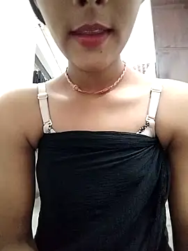 Snapshot of Naina_04 chatting on September 14, 4:17 pm Naina 04 online show from September 14, 4:17 pm