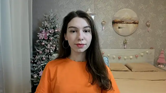 Snapshot of KellyShines chatting on December 20, 2:13 pm KellyShines online show from December 20, 2:13 pm