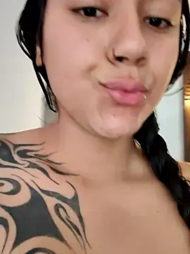 Megara 25 online show from January 18, 6:34 pm