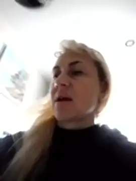 KissMiSveet online show from November 9, 7:50 am