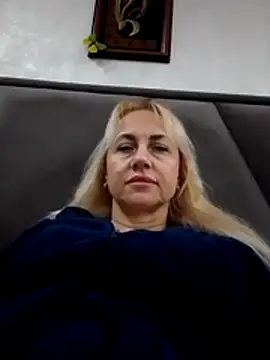 KissMiSveet online show from January 17, 6:33 pm