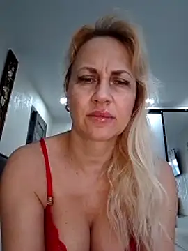 KissMiSveet online show from April 11, 2:54 pm