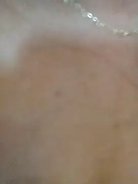 Snapshot of Romayssaa chatting on July 22, 12:30 pm Romayssaa online show from July 22, 12:30 pm