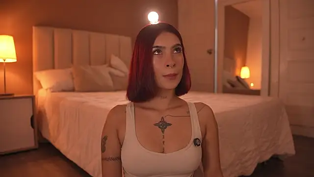 Carolart  online show from April 10, 10:25 pm