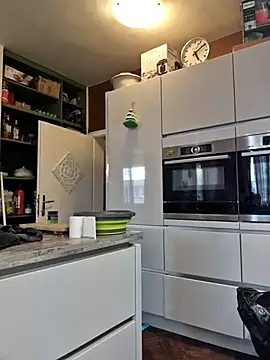 Alexandra knight online show from January 15, 2:10 pm