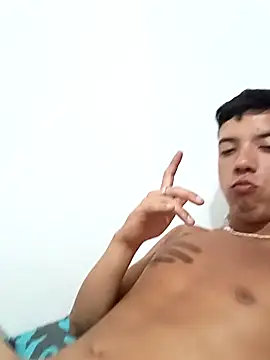 W33dbo online show from February 15, 7:05 am