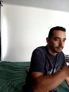 stivenlujan69 online show from November 14, 1:10 pm