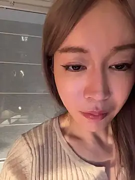 za-02605 online show from April 14, 12:00 pm