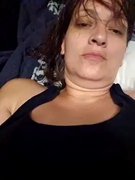 adrielleigh online show from September 24, 11:41 pm