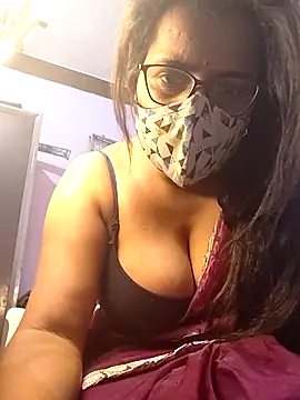 Snapshot of sexy_aaru chatting on September 23, 5:10 am sexy aaru online show from September 23, 5:10 am