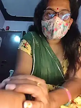 Snapshot of sexy_aaru chatting on May 24, 5:51 pm sexy aaru online show from May 24, 5:51 pm