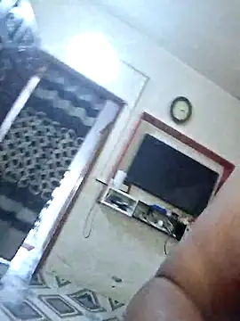 Snapshot of SIMIHOT chatting on May 5, 8:44 am SIMIHOT online show from May 5, 8:44 am
