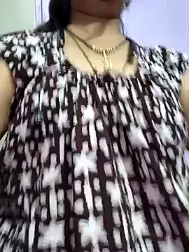 Snapshot of Sonalihot_ chatting on May 2, 5:29 pm Sonalihot online show from May 2, 5:29 pm