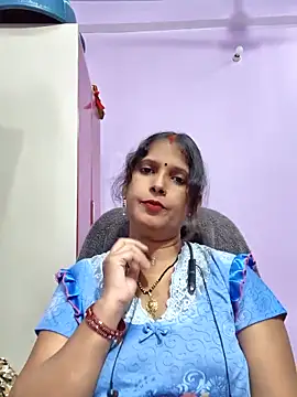 Snapshot of Sonalihot_ chatting on May 3, 7:47 am Sonalihot online show from May 3, 7:47 am