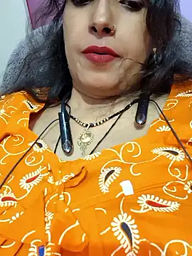 Snapshot of Sonalihot_ chatting on May 6, 6:13 pm Sonalihot online show from May 6, 6:13 pm