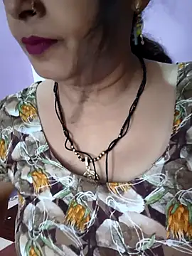 Snapshot of Sonalihot_ chatting on May 13, 7:17 am Sonalihot online show from May 13, 7:17 am
