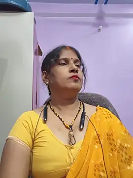 Snapshot of Sonalihot_ chatting on May 17, 9:06 am Sonalihot online show from May 17, 9:06 am