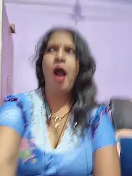 Snapshot of Sonalihot_ chatting on May 30, 9:06 am Sonalihot online show from May 30, 9:06 am