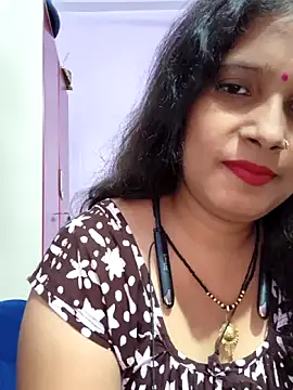 Snapshot of Sonalihot_ chatting on June 1, 10:39 am Sonalihot online show from June 1, 10:39 am