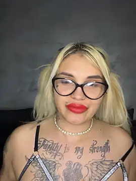 Snapshot of Princess-Jasmine07 chatting on March 11, 5:19 pm Princess-Jasmine07 online show from March 11, 5:19 pm