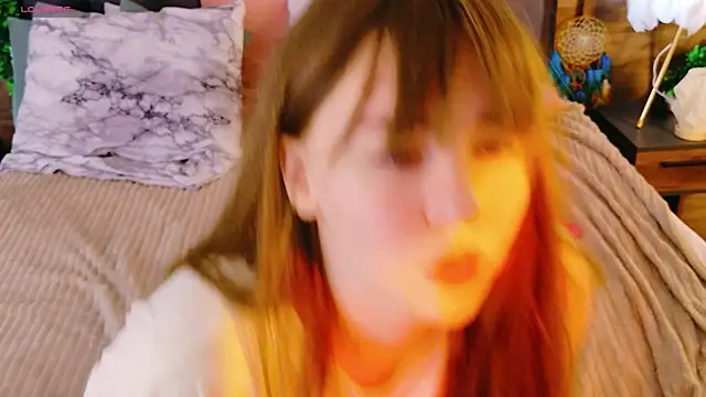 Snapshot of Moon__Bunny chatting on May 31, 3:30 pm Moon Bunny online show from May 31, 3:30 pm