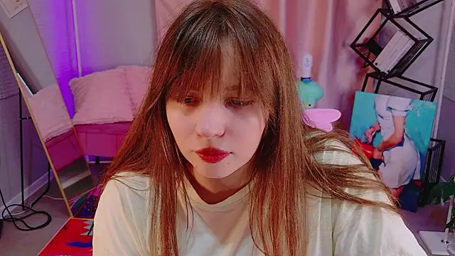 Snapshot of Moon__Bunny chatting on June 10, 3:33 pm Moon Bunny online show from June 10, 3:33 pm