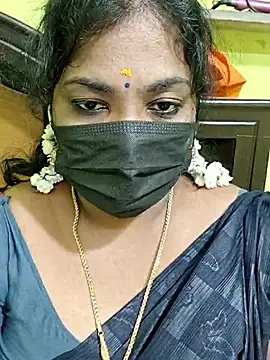 Snapshot of Tamil_Mithra chatting on March 13, 6:25 pm Tamil Mithra online show from March 13, 6:25 pm
