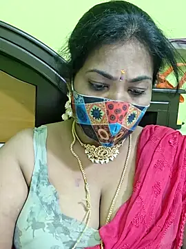 Snapshot of Tamil_Mithra chatting on April 1, 6:27 pm Tamil Mithra online show from April 1, 6:27 pm