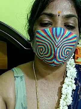 Snapshot of Tamil_Mithra chatting on April 7, 8:42 pm Tamil Mithra online show from April 7, 8:42 pm