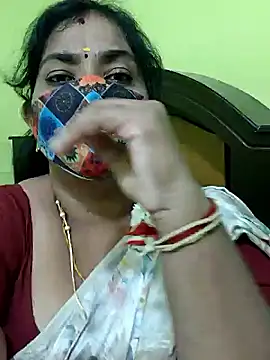 Snapshot of Tamil_Mithra chatting on May 23, 9:35 am Tamil Mithra online show from May 23, 9:35 am