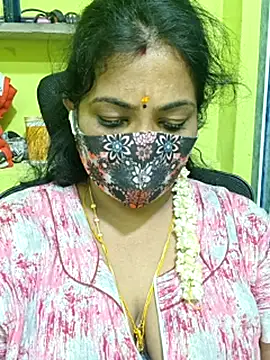 Snapshot of Tamil_Mithra chatting on May 23, 9:41 pm Tamil Mithra online show from May 23, 9:41 pm