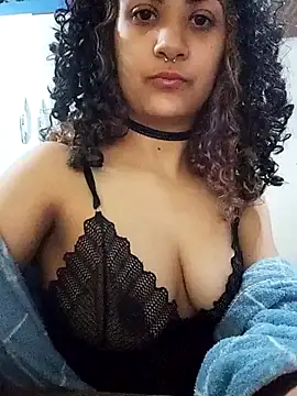 Snapshot of Camilla-23y chatting on September 14, 2:33 am Camilla-23y online show from September 14, 2:33 am