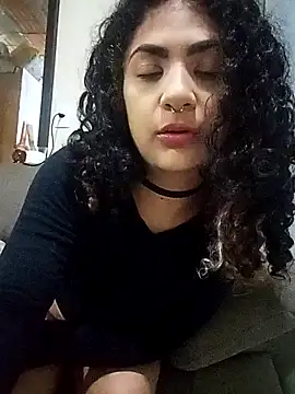 Snapshot of Camilla-23y chatting on October 3, 2:52 am Camilla-23y online show from October 3, 2:52 am