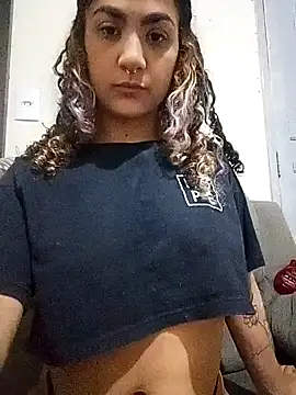 Snapshot of Camilla-23y chatting on October 23, 2:11 am Camilla-23y online show from October 23, 2:11 am