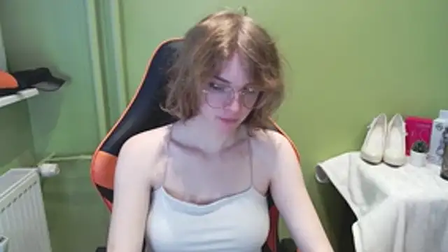 juicyPenny online show from November 24, 7:30 am