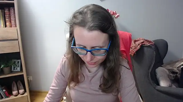 Snapshot of sweetxLizzy chatting on May 19, 4:30 am sweetxLizzy online show from May 19, 4:30 am