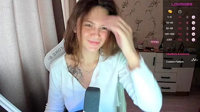 Snapshot of yourdreamm_ chatting on September 19, 7:10 am yourdreamm online show from September 19, 7:10 am