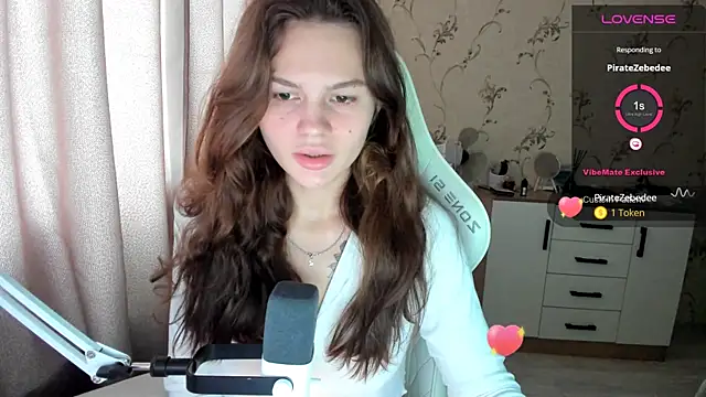 Snapshot of yourdreamm_ chatting on September 23, 8:06 am yourdreamm online show from September 23, 8:06 am