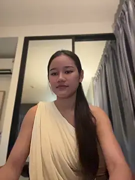 Snapshot of cherrycuteasian chatting on April 26, 10:29 pm cherrycuteasian online show from April 26, 10:29 pm