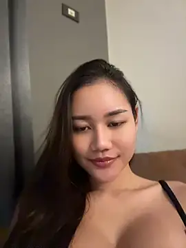 Snapshot of cherrycuteasian chatting on July 3, 4:52 am cherrycuteasian online show from July 3, 4:52 am