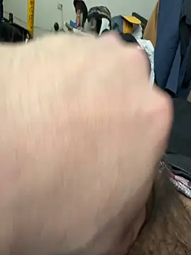 radeczek001 online show from December 17, 1:06 pm