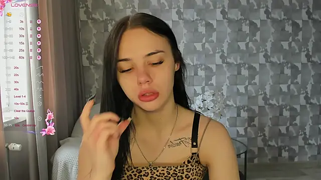 Kseni a online show from April 21, 6:52 am