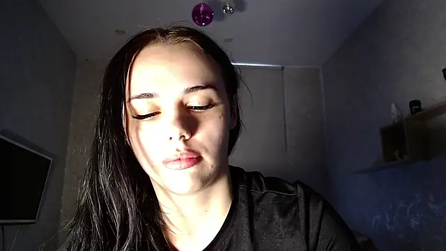 Snapshot of Kseni_a chatting on May 14, 10:55 am Kseni a online show from May 14, 10:55 am