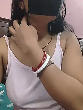 Snapshot of snighdha chatting on July 14, 3:11 am snighdha online show from July 14, 3:11 am