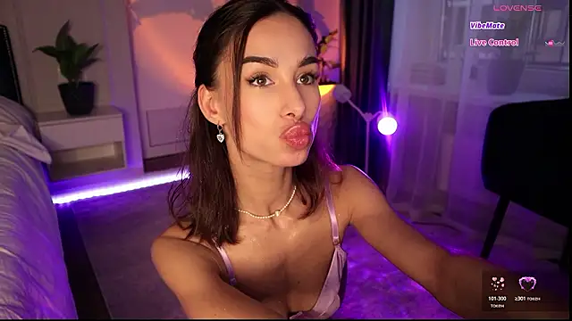 Katherinepinke online show from February 3, 2:11 pm