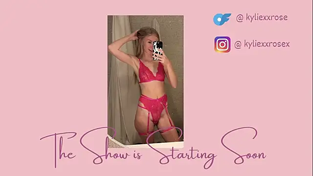 Snapshot of kyliexxrose chatting on October 21, 5:08 am kyliexxrose online show from October 21, 5:08 am